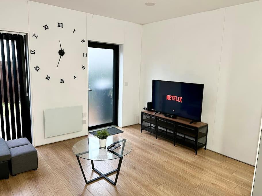 Apartment Large Townhouse 5 Beds With Two Parking Spaces - Centre