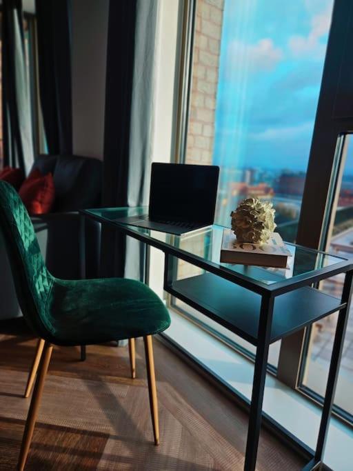Luxury Ancoats 2br, 2 Showers - Stunning Views - Ideal For Leisure And Long Enquiries Apartment Manchester