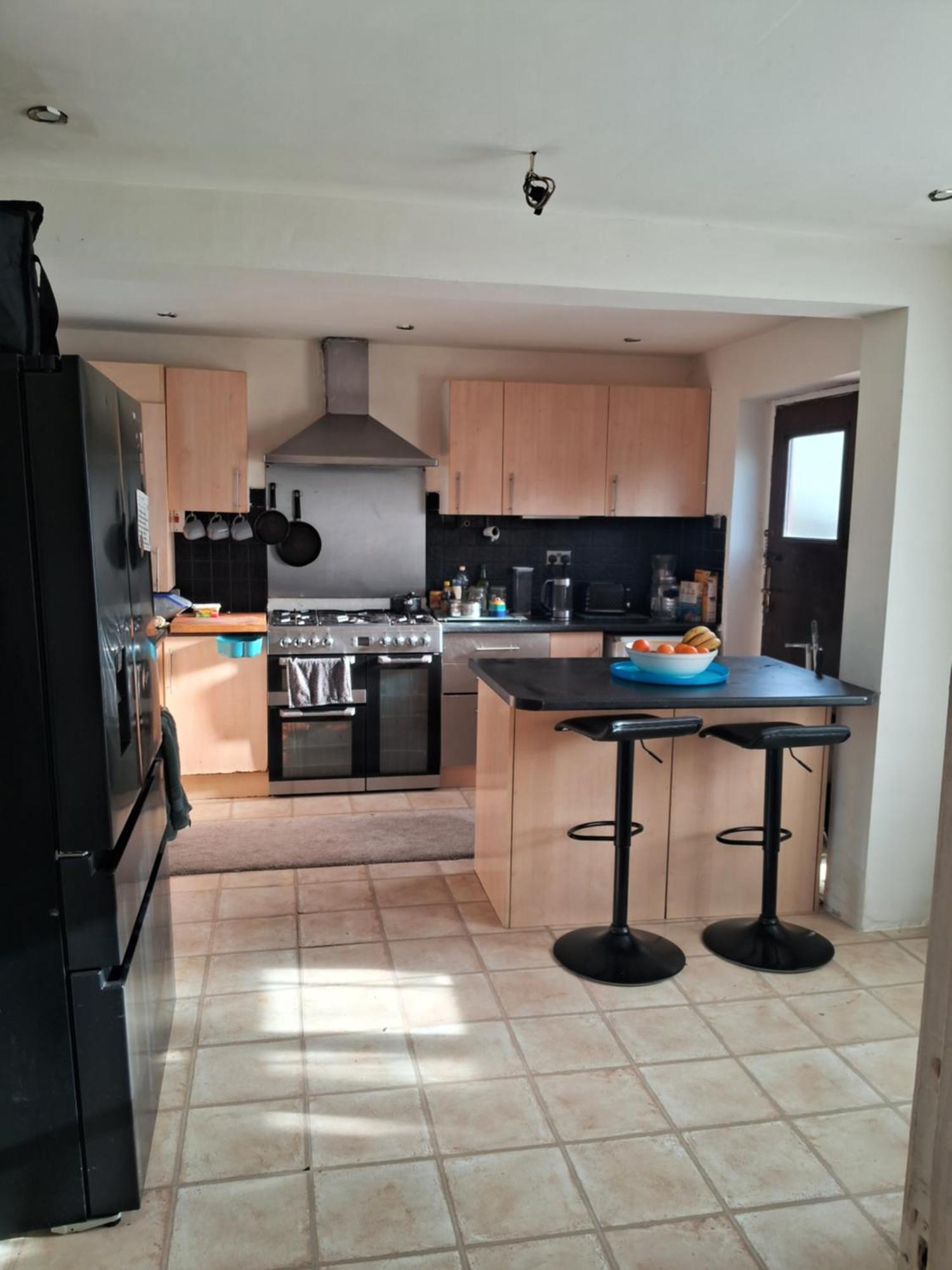 4 Mereside Walk * Manchester