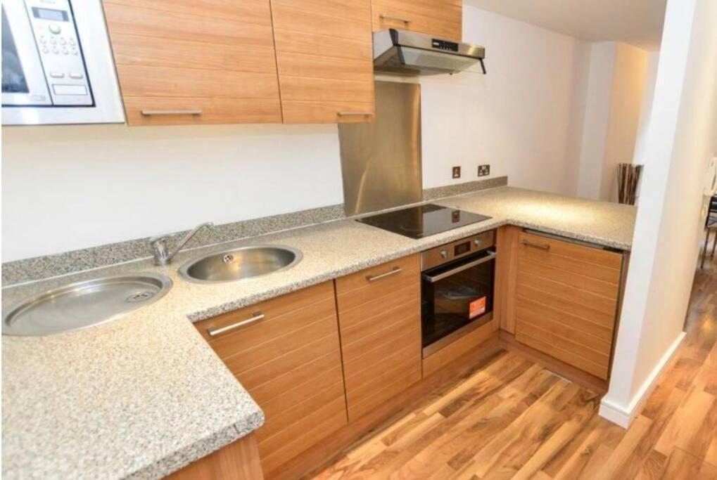 New Cosy Modern Centre Flat Apartment *