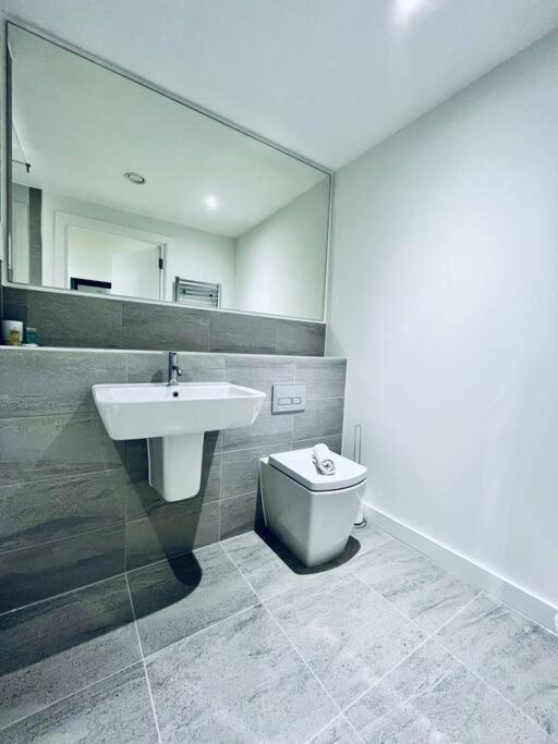 Apartment Old Trafford Getaway: 1 Bed *