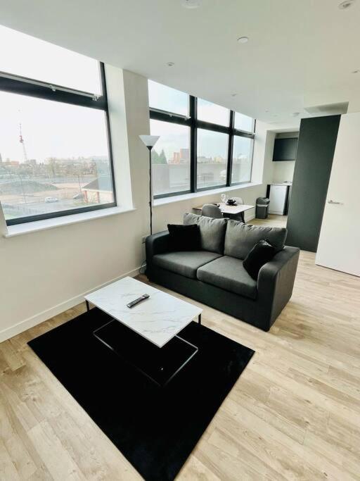 Apartment Old Trafford Getaway: 1 Bed Manchester