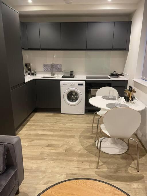 Stylish Flat In Old Trafford Apartment Manchester