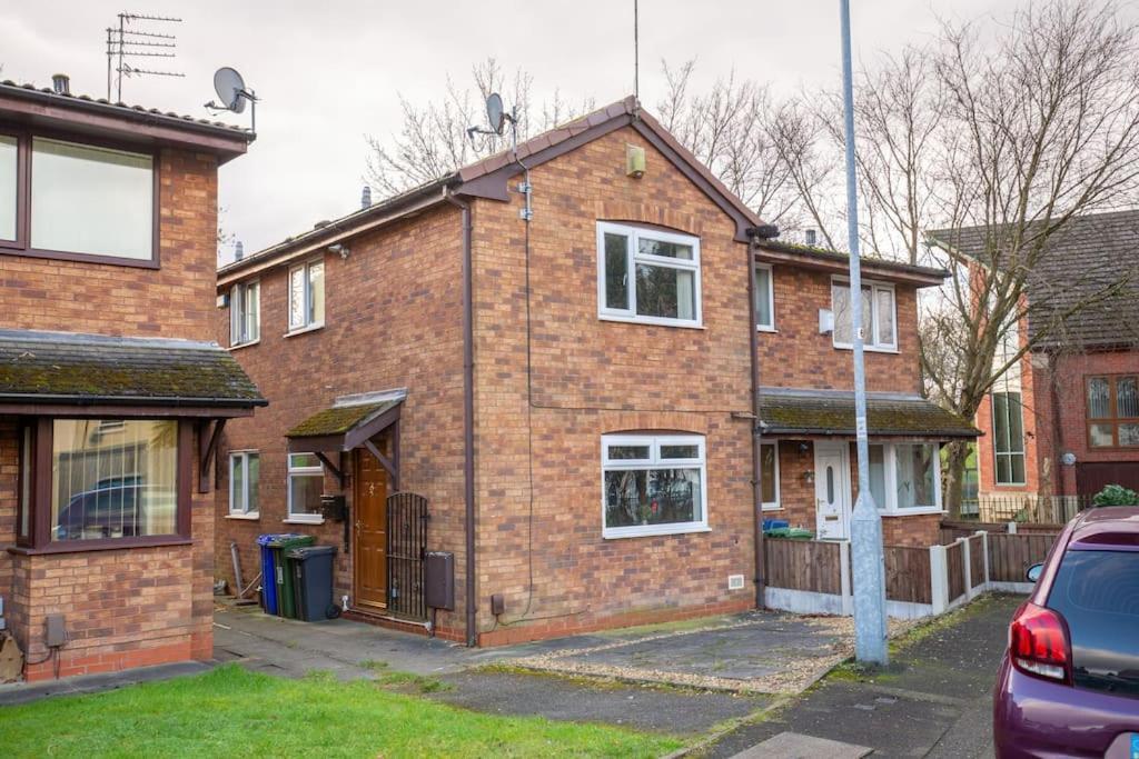 Entire 1 Bedroom House In *