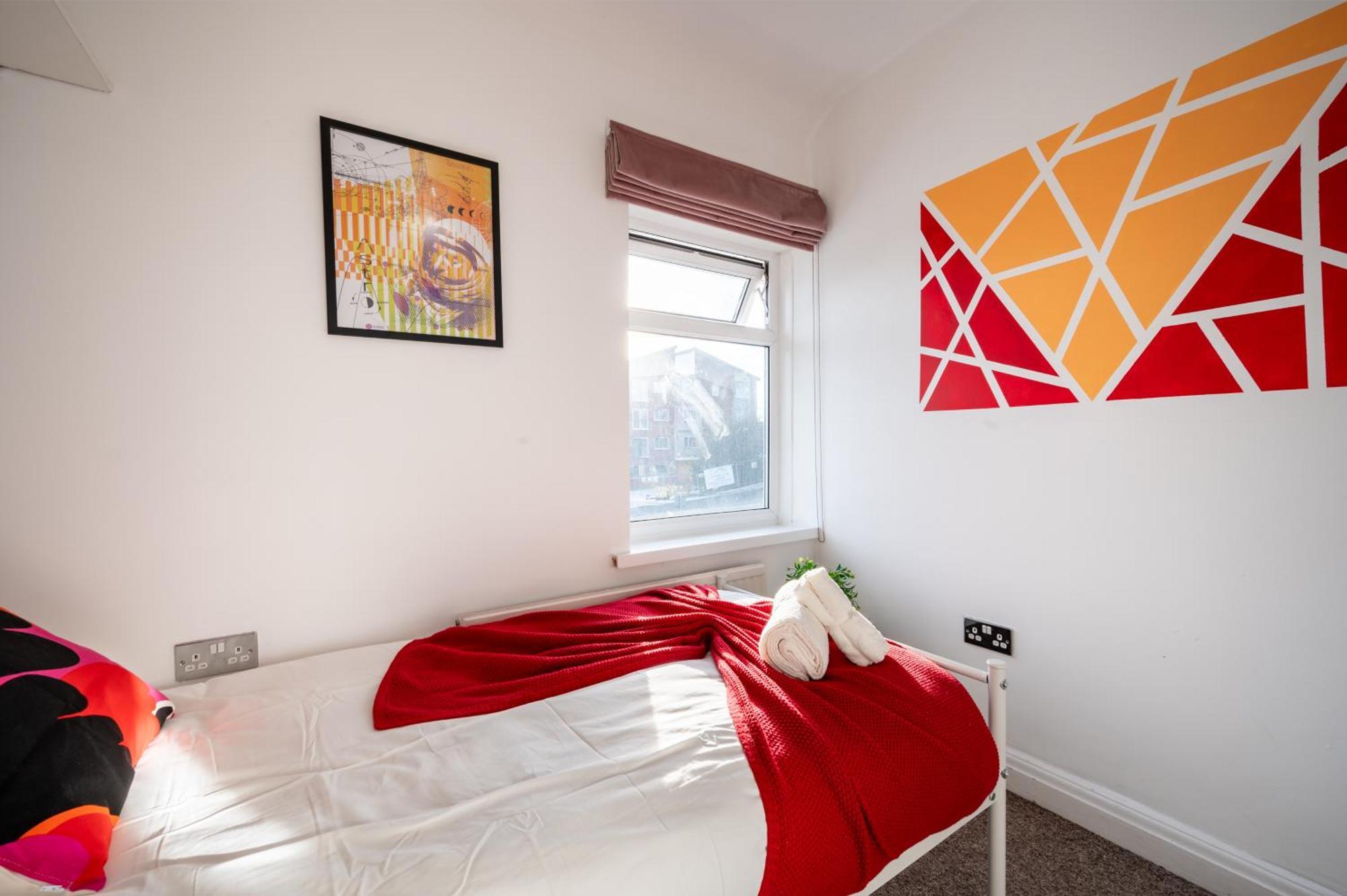 Serviced Northernnightzzz - The Bank Holiday home