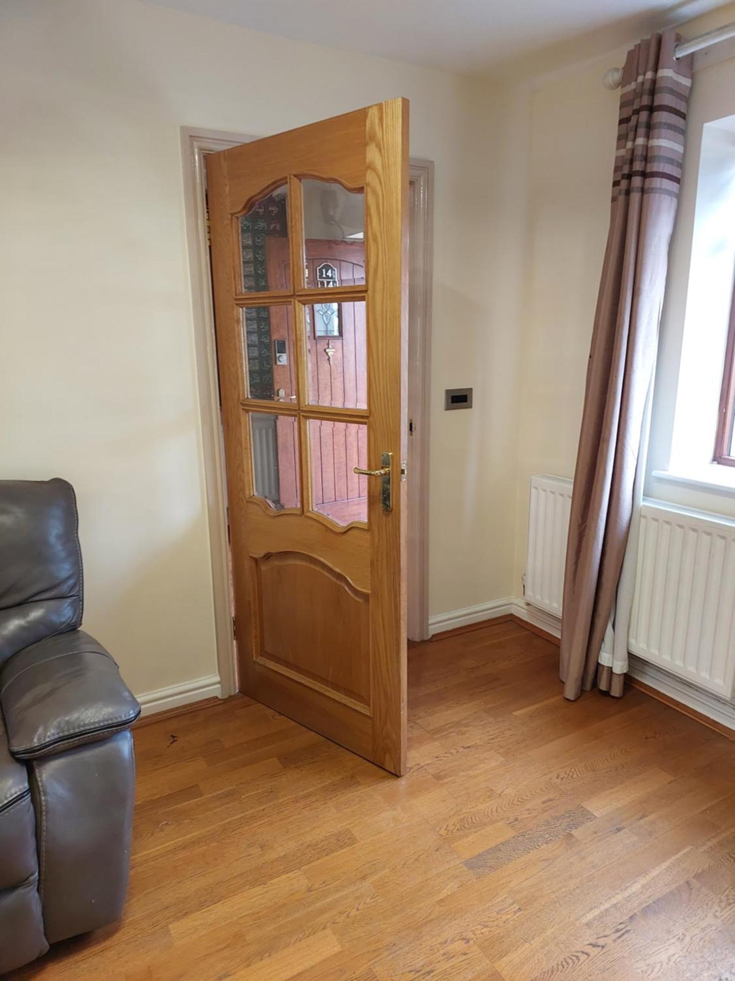 Dobcross Close Apartment *