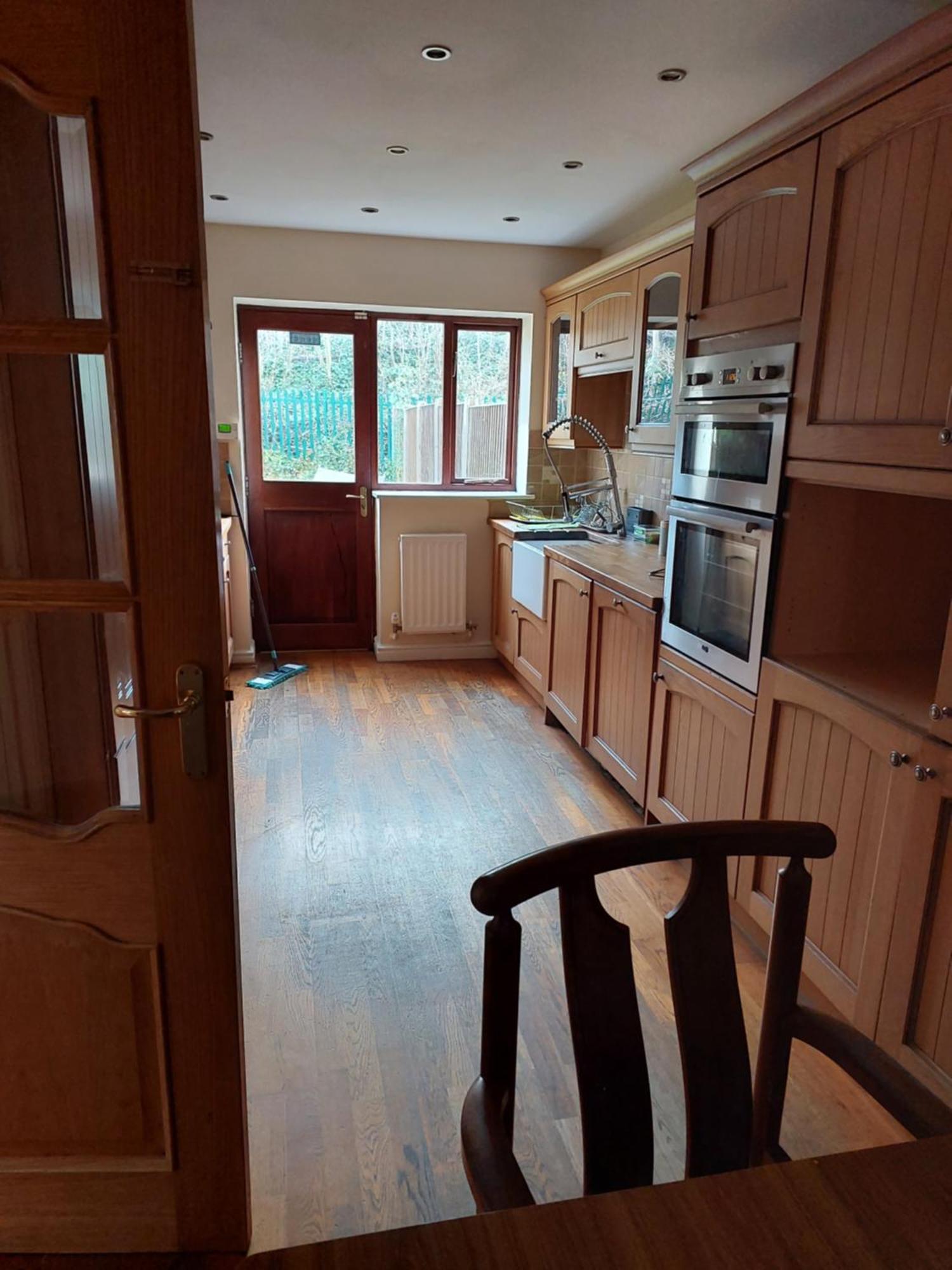 Dobcross Close Apartment *