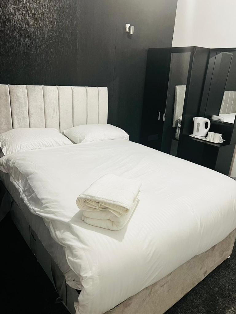 The Pleasant House Hotel Manchester