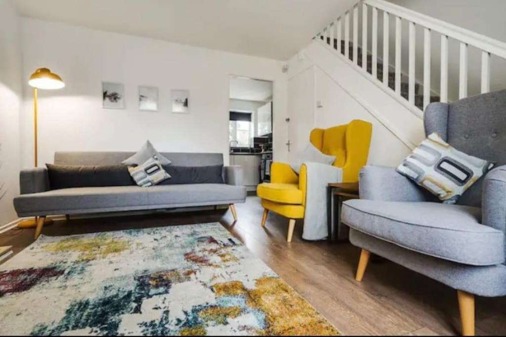Holiday home New Build House Near Trafford Centre With Drive Manchester