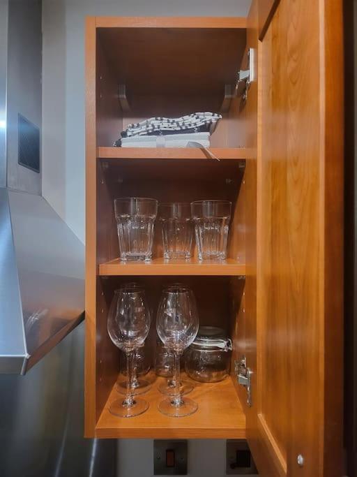 Fantastic 2 Bedroom Apartment *