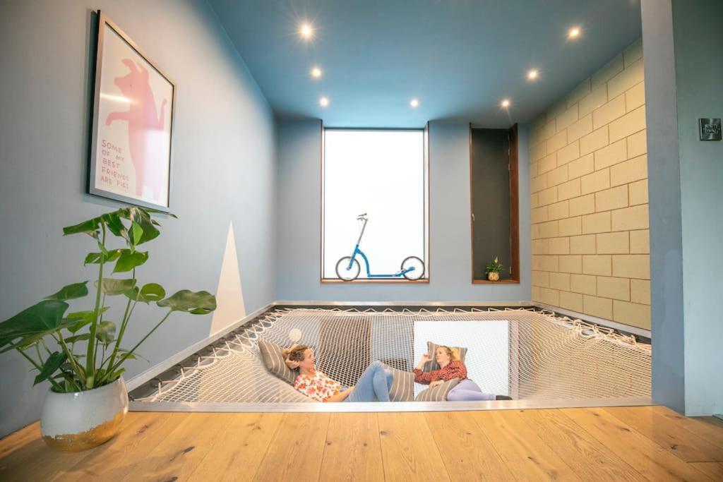 Hammock Heights! Hot Tub,private Garage,citycentre * Manchester