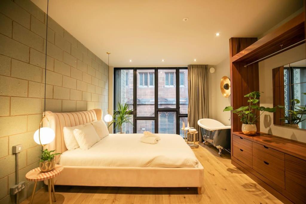 Hammock Heights! Hot Tub,private Garage,citycentre Manchester