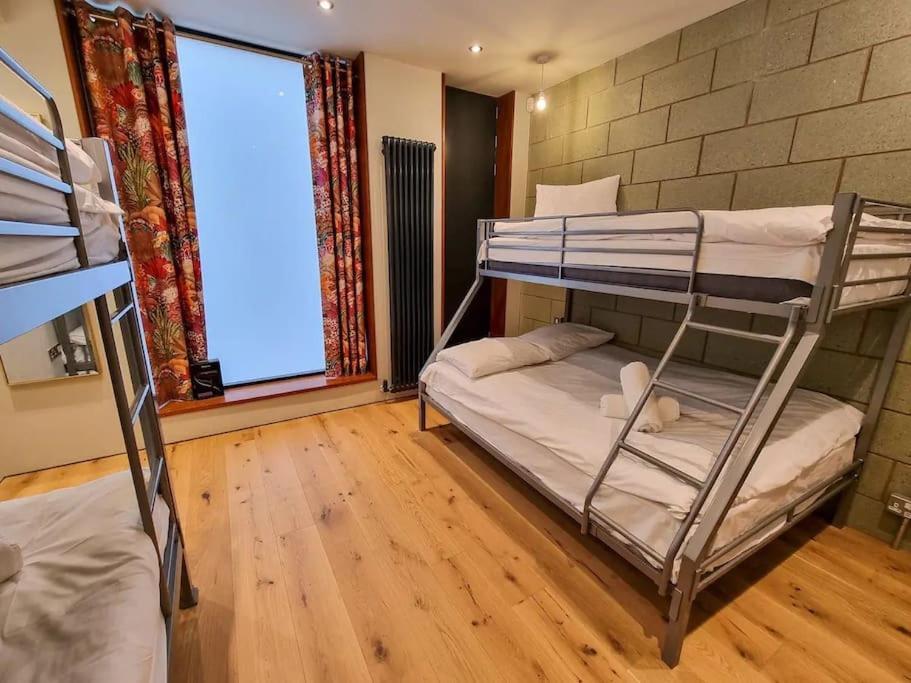 Hammock Heights! Hot Tub,private Garage,citycentre *