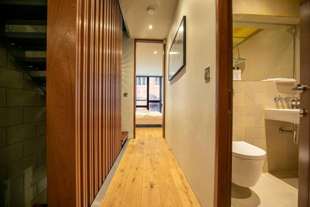 Apartment Hammock Heights! Hot Tub,private Garage,citycentre Manchester