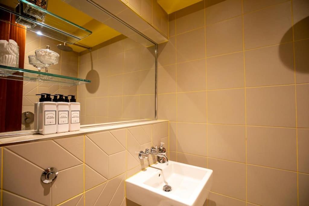 Hammock Heights! Hot Tub,private Garage,citycentre * Manchester