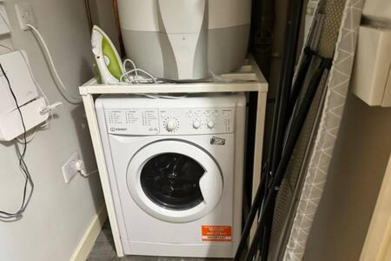 Fab 1 Bed In Sleeps 2