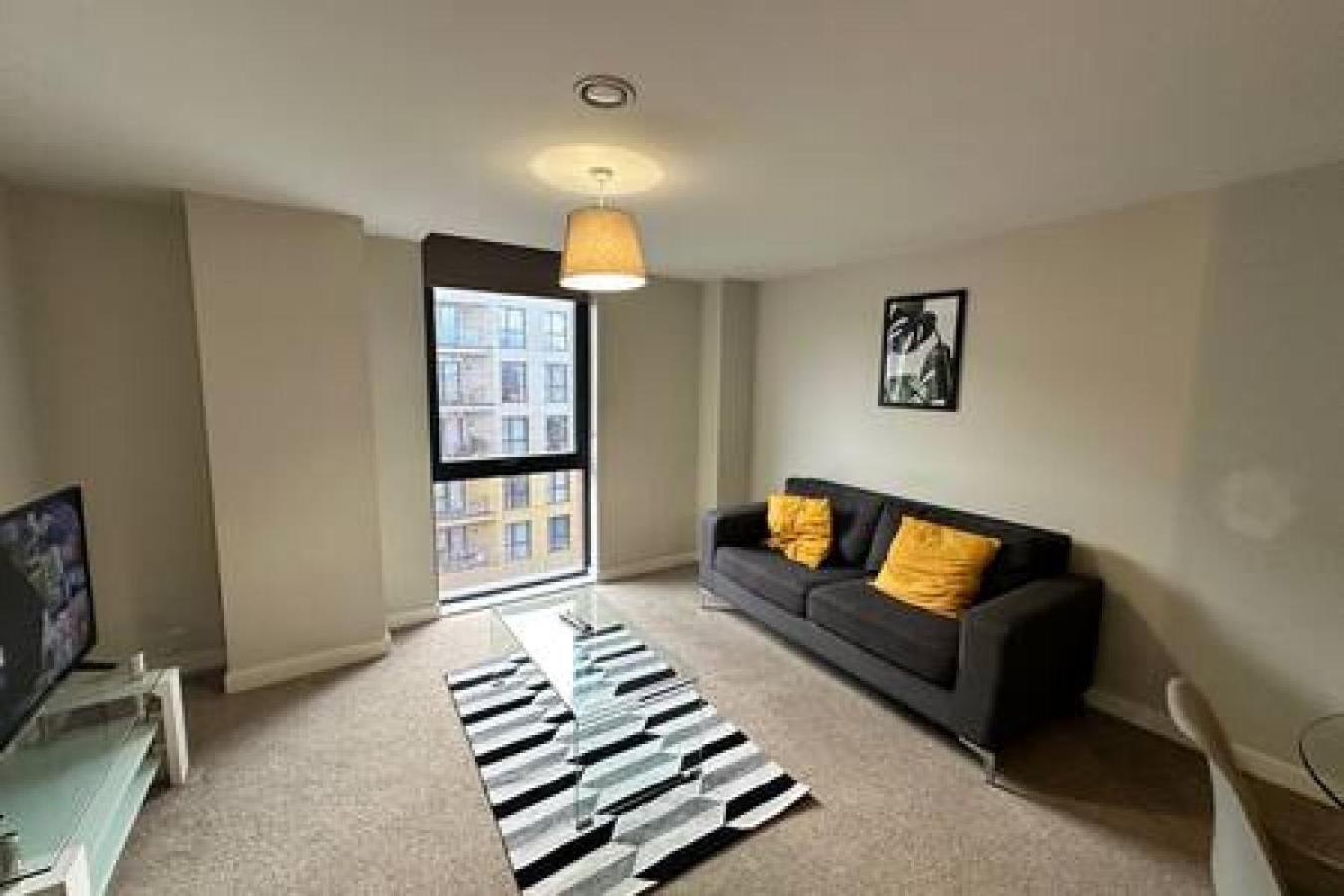 Fab 1 Bed In Sleeps 2 *