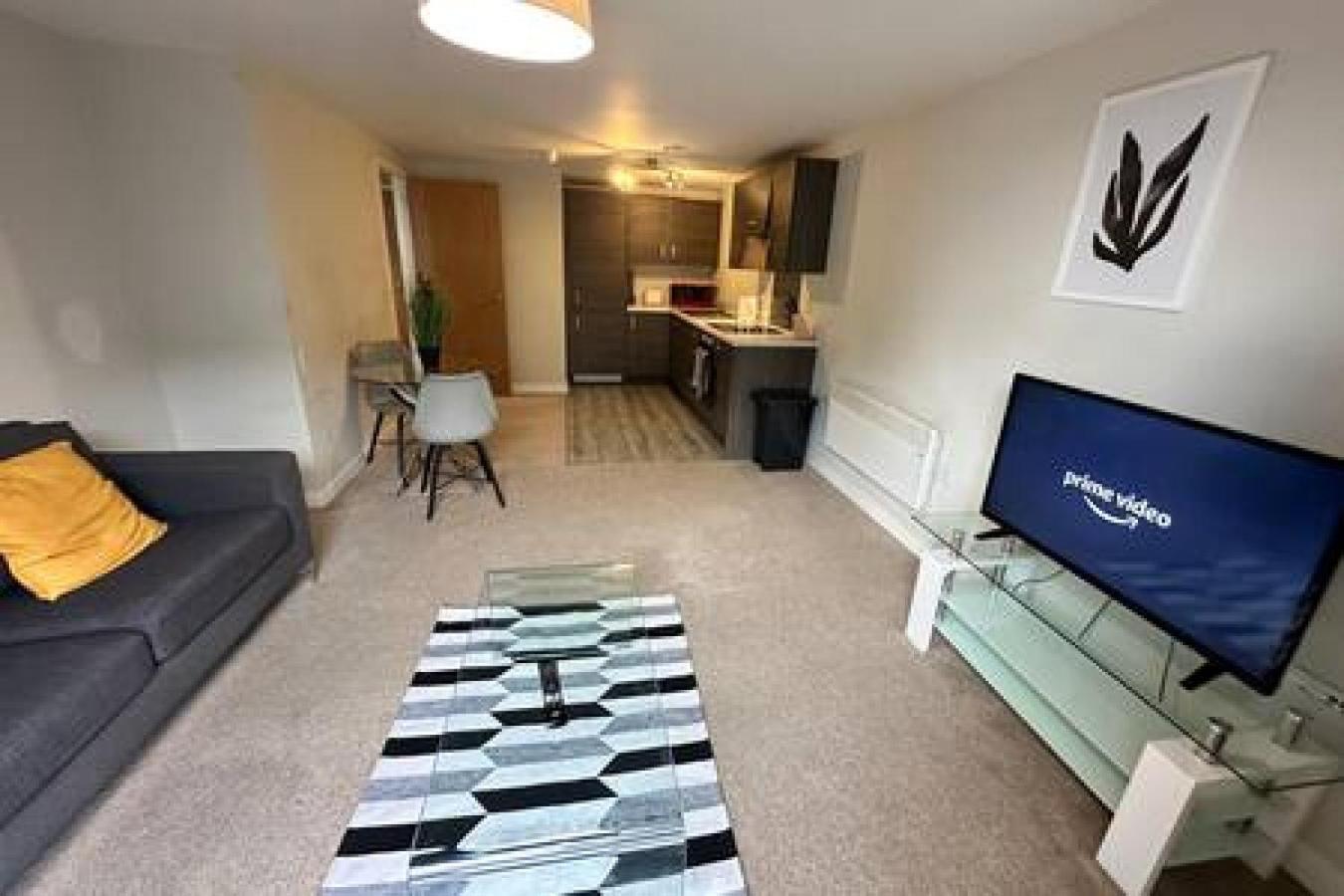 Fab 1 Bed In Sleeps 2 *
