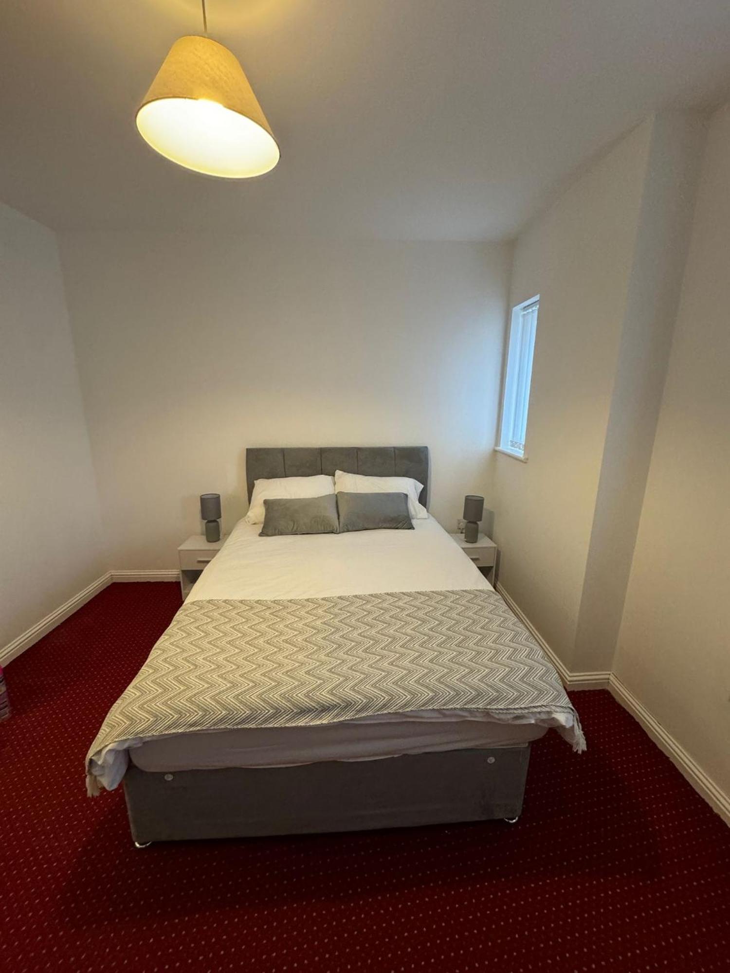 Sleeps 5-netflix-parkg-near Centre-etihad-coop Live Apartment *