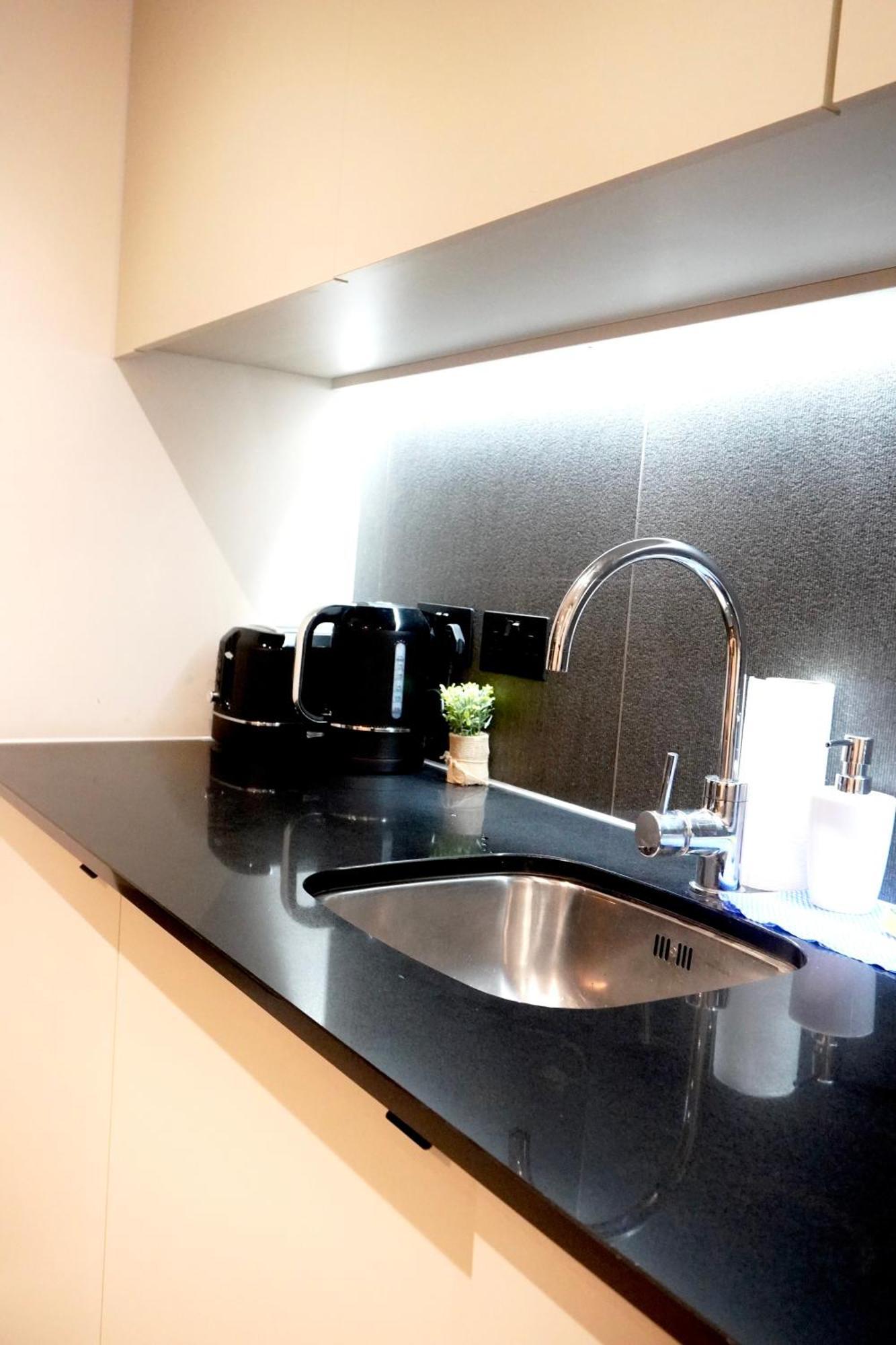 Apartment Luxury 2 Bed With Balcony