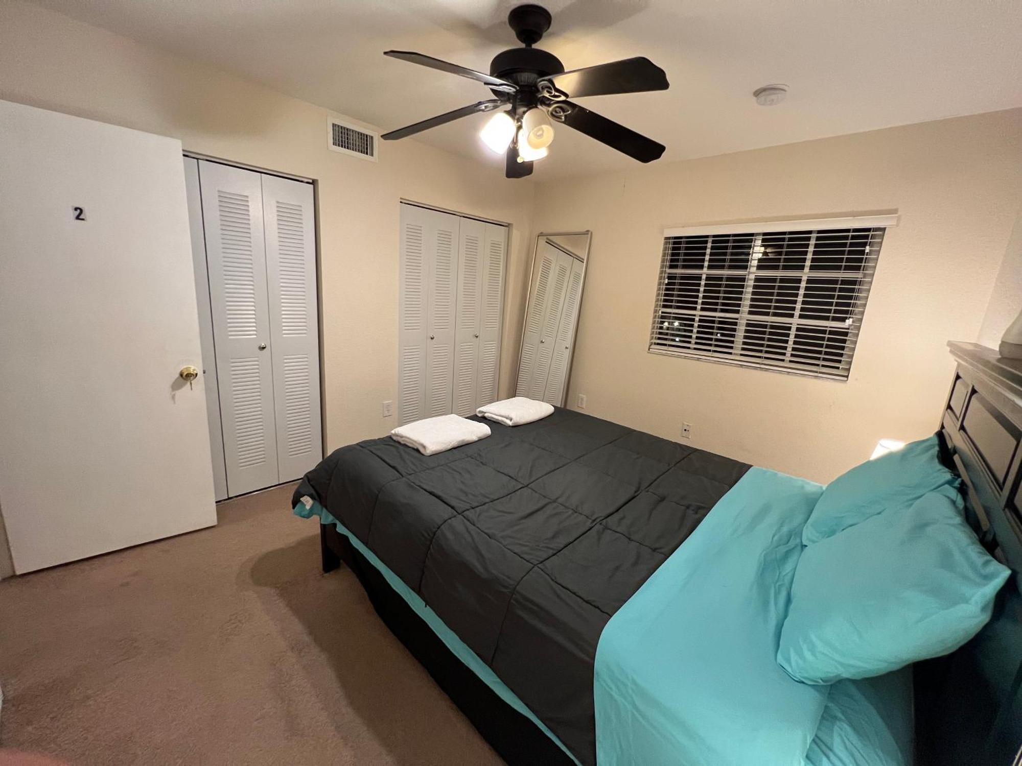Private King En-suite Bedroom Close To Mediacityuk/old Trafford *