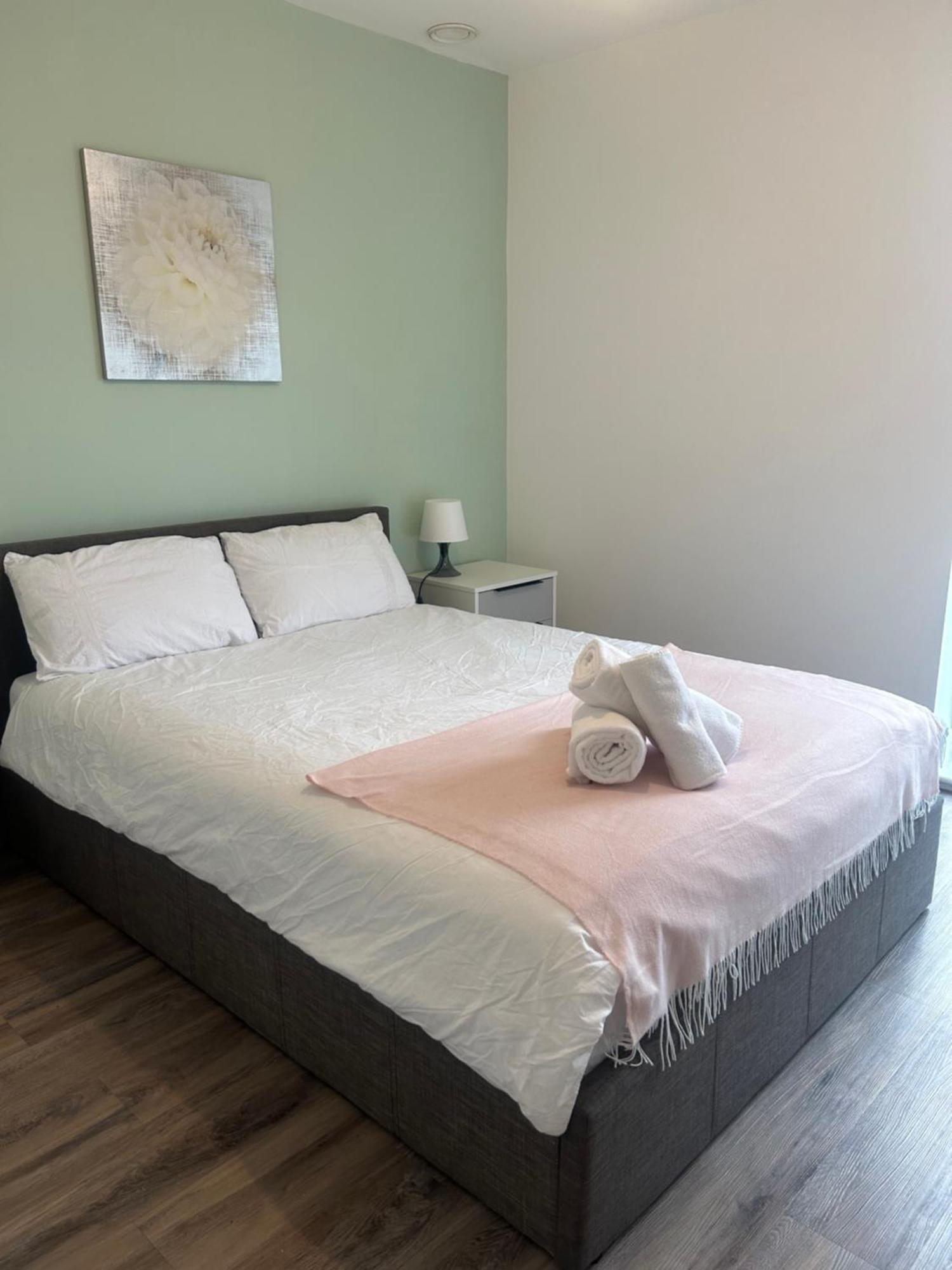 Lovely Entire Flat In Apartment Manchester