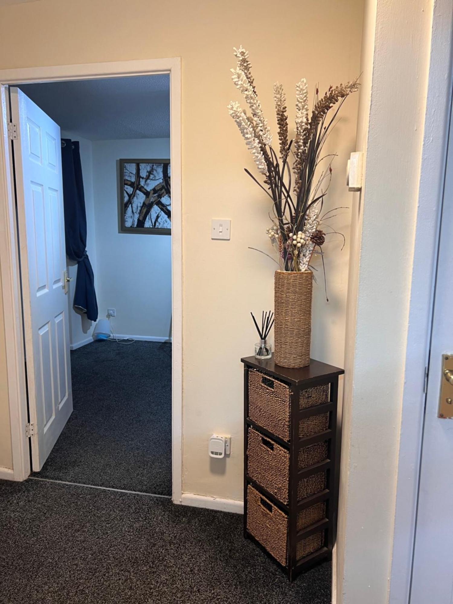 New Getaway - Free Gated Parking With Fob Apartment