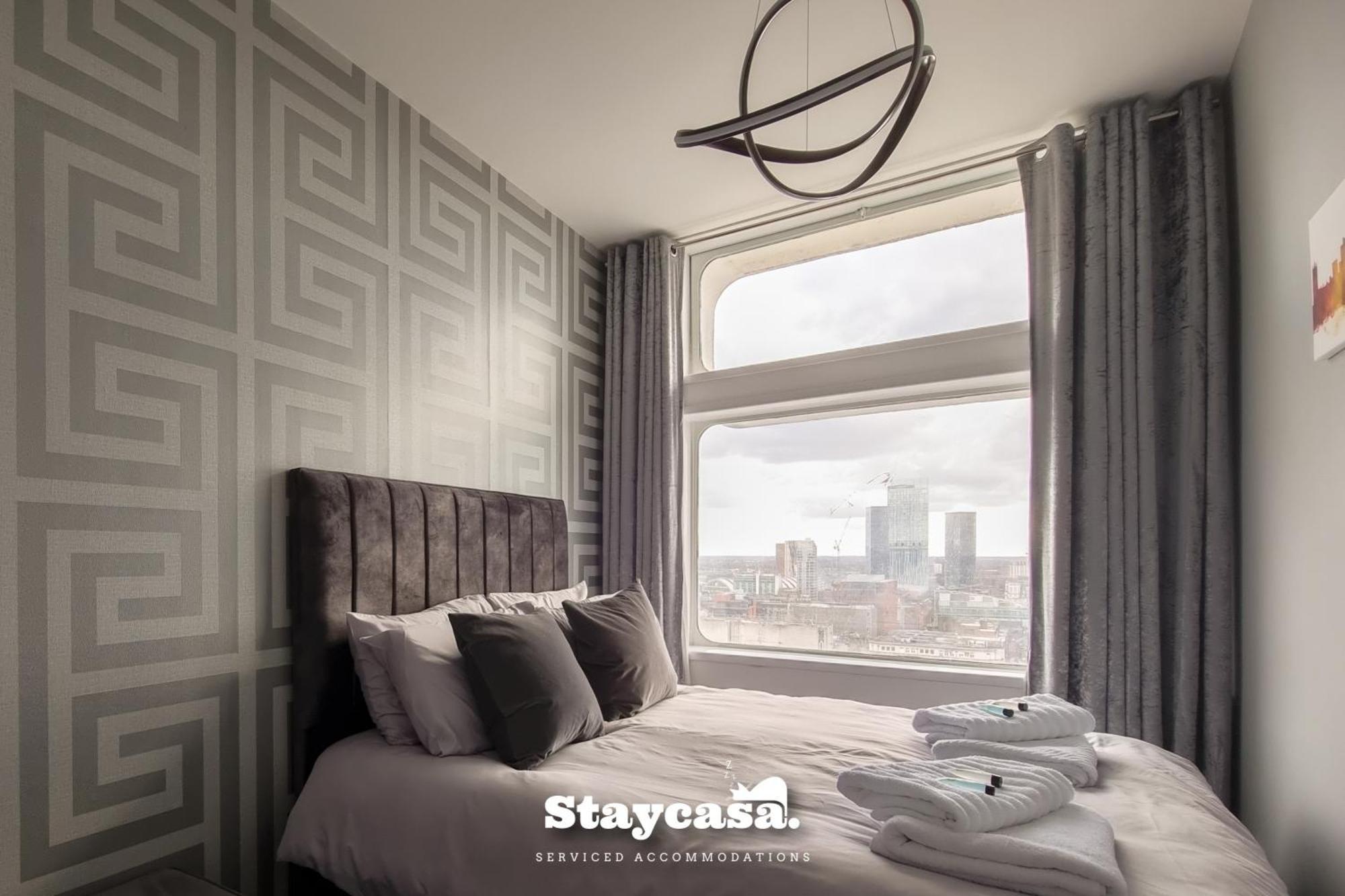 Luxury Penthouse Skyline 23rd Floor Apartment Manchester