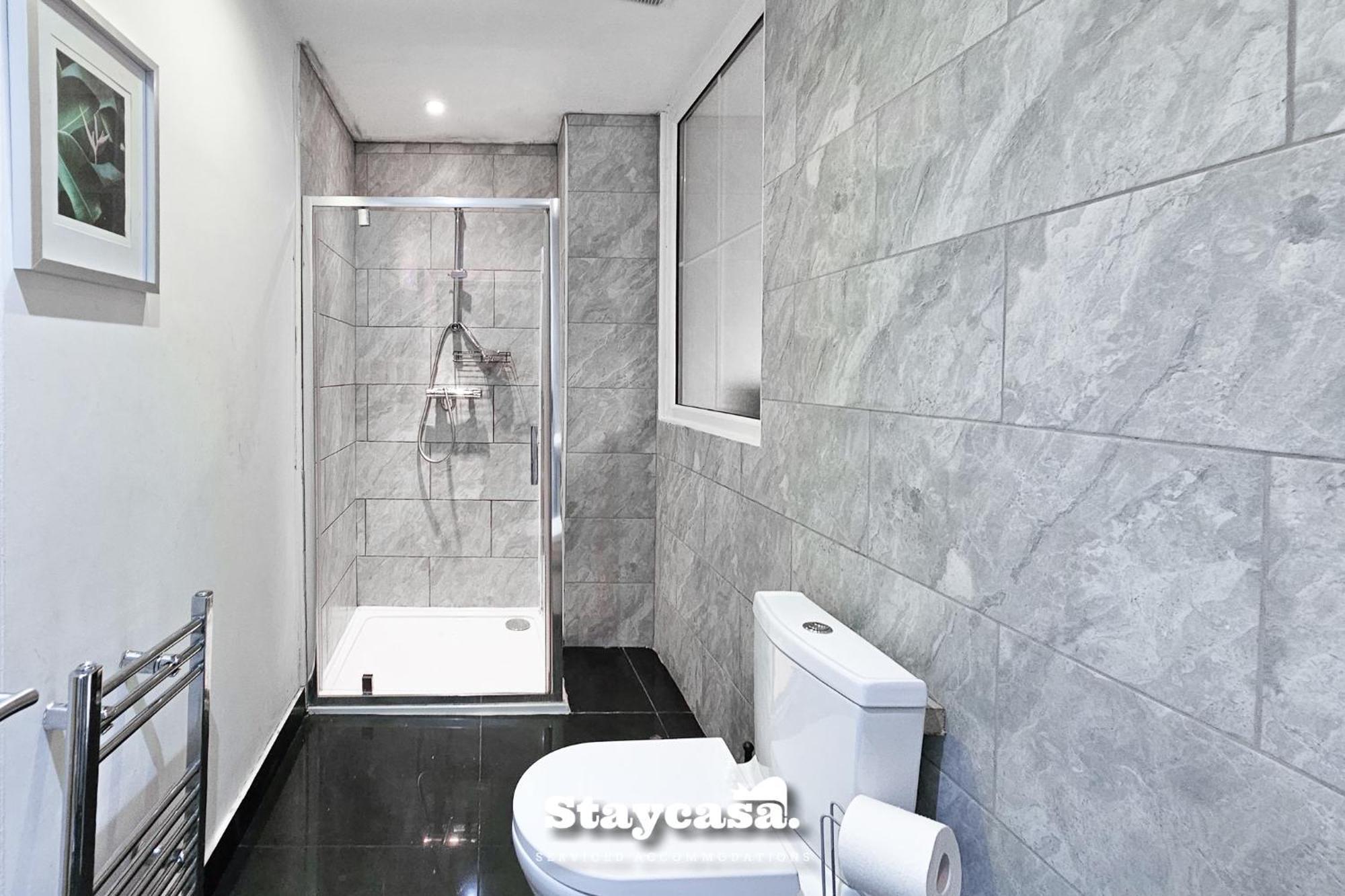 Holiday home Charming 6-bed Near Alexandra Park - Free Parking
