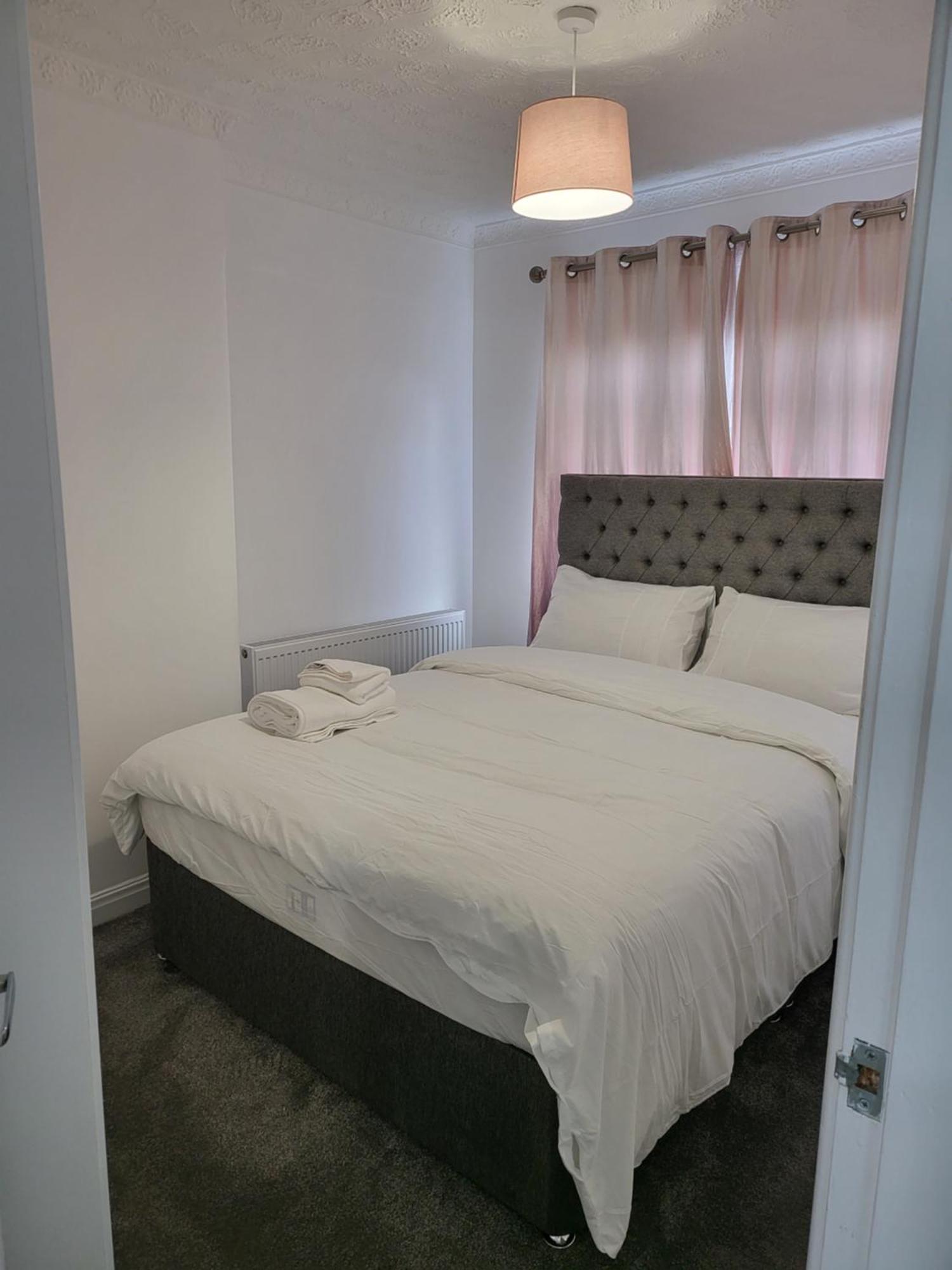 Serene 3br With Free Parking Holiday home