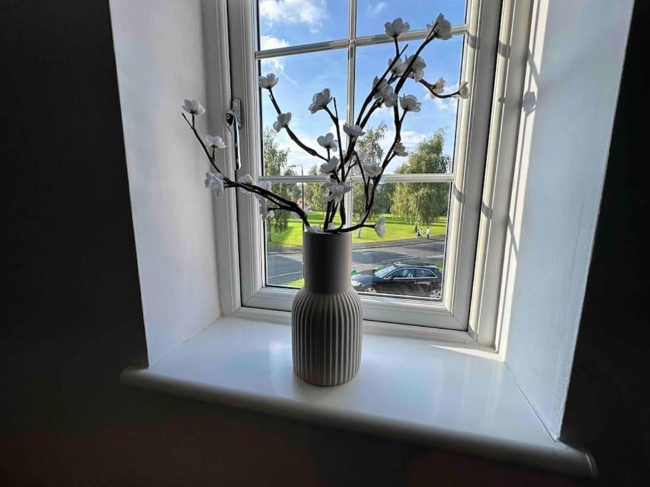 Waterside Mufc & Trafford Centre Townhouse 4 Bedroom Free Parking Manchester