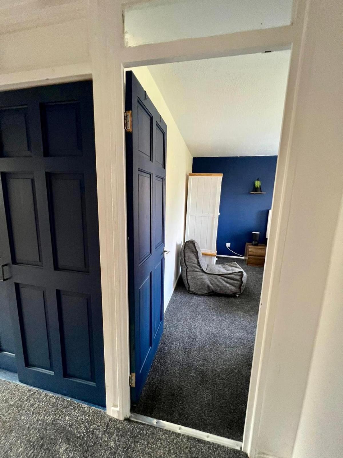 Holiday home - Eccles - Business - Contractors - Families - Discounts Available *