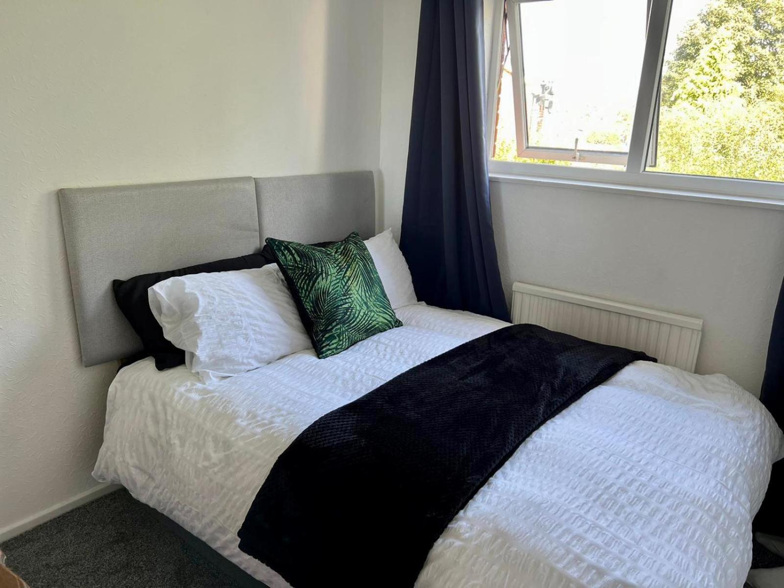 - Eccles - Business - Contractors - Families - Discounts Available * Manchester