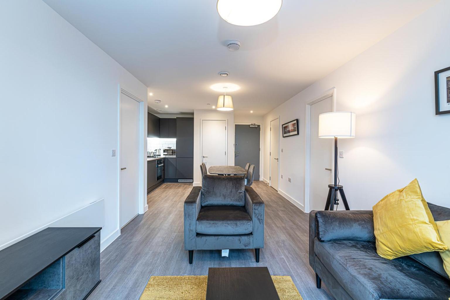 Insignia Apartment *
