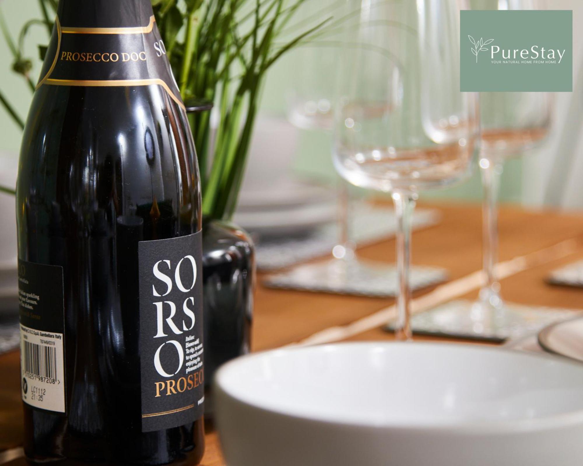 Purestay Manchester: 5-bedroom Business Haven Holiday home Manchester
