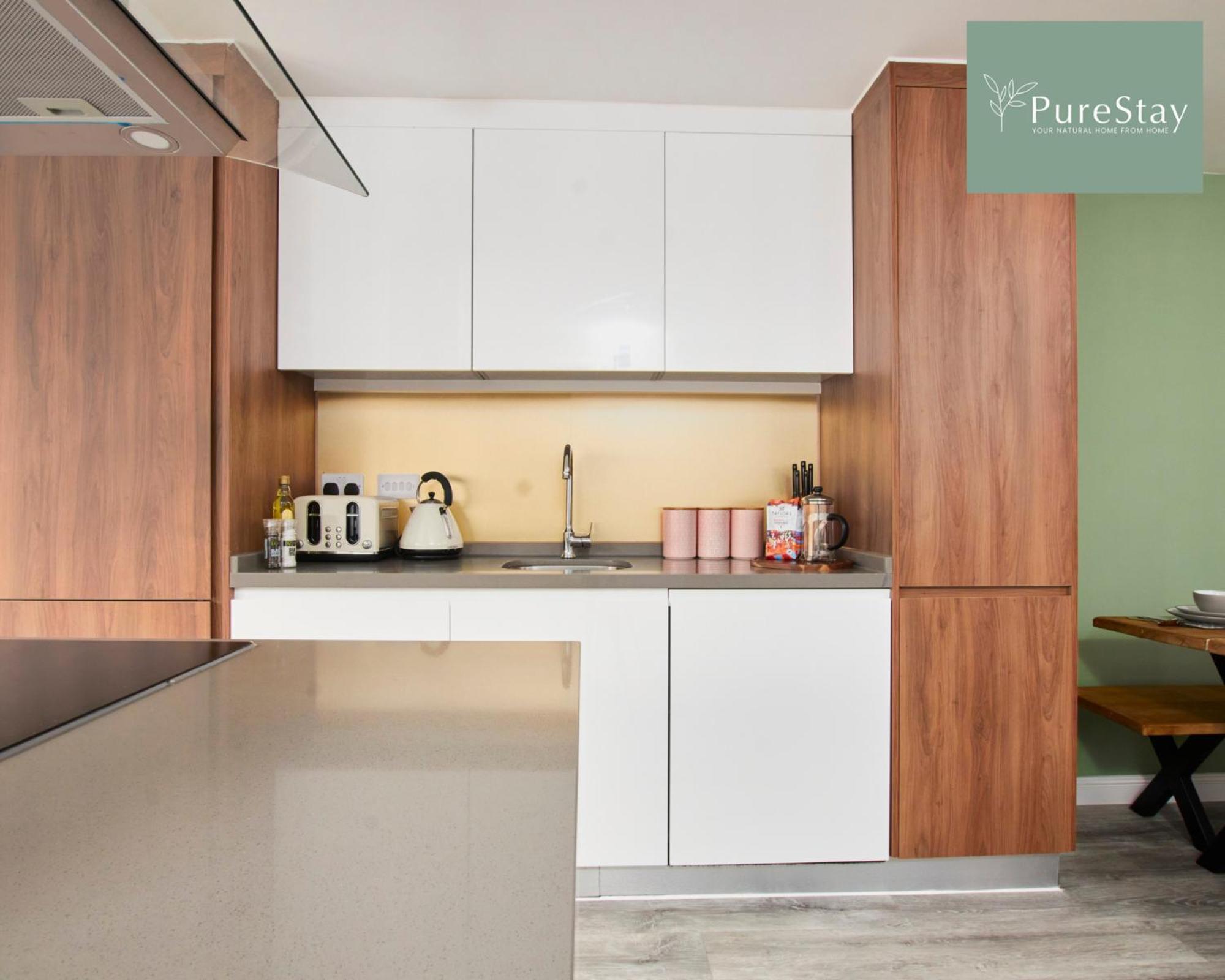 Purestay Manchester: 5-bedroom Business Haven Manchester
