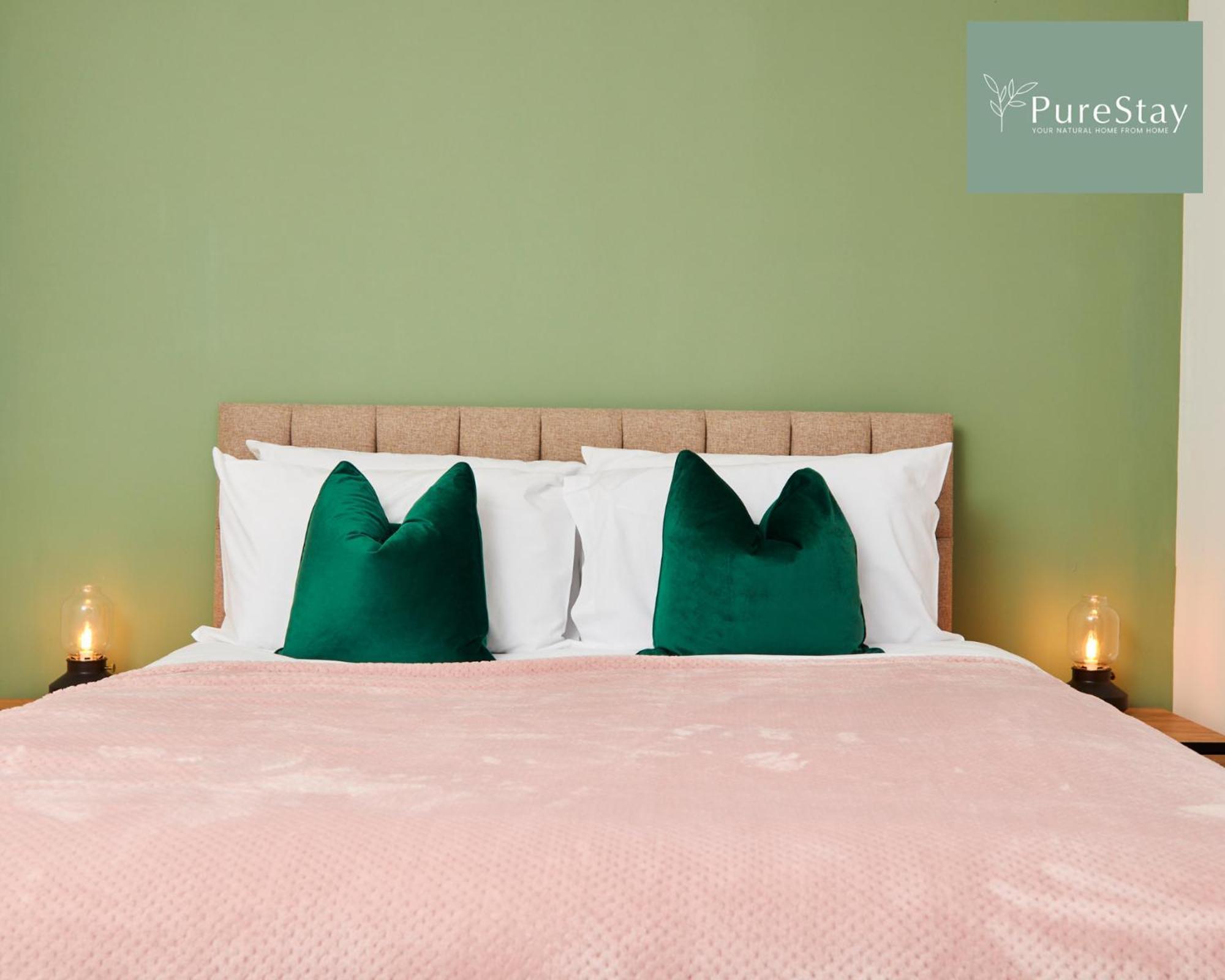 Holiday home Purestay Manchester: 5-bedroom Business Haven Manchester