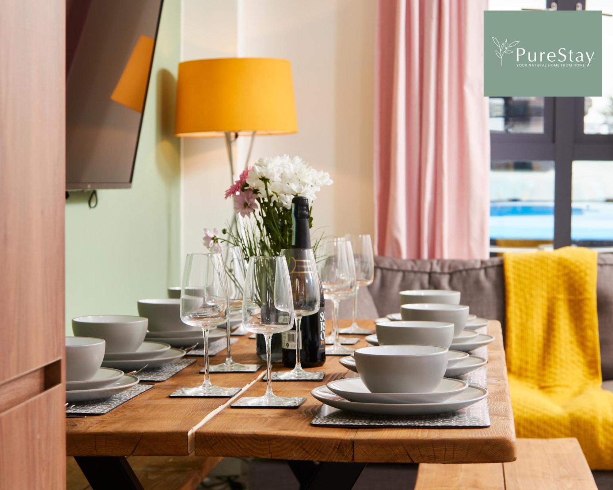 Holiday home Purestay Manchester: 5-bedroom Business Haven *