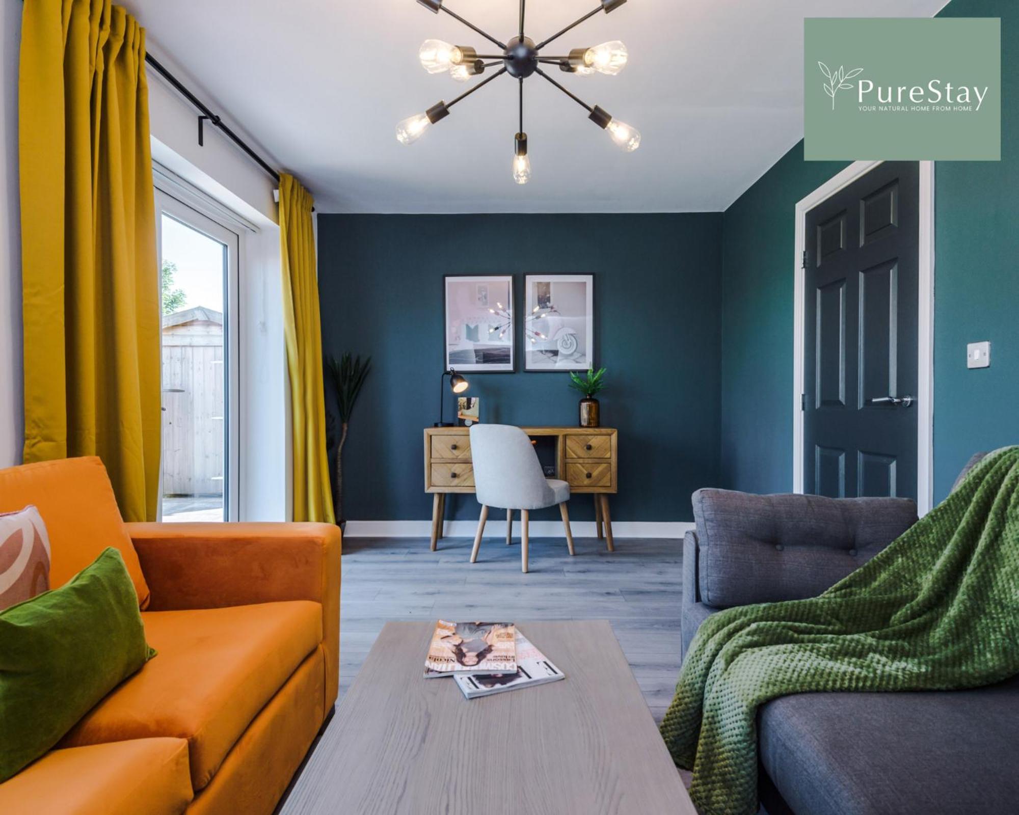 Villa Designer House: Stadium-adjacent Manchester