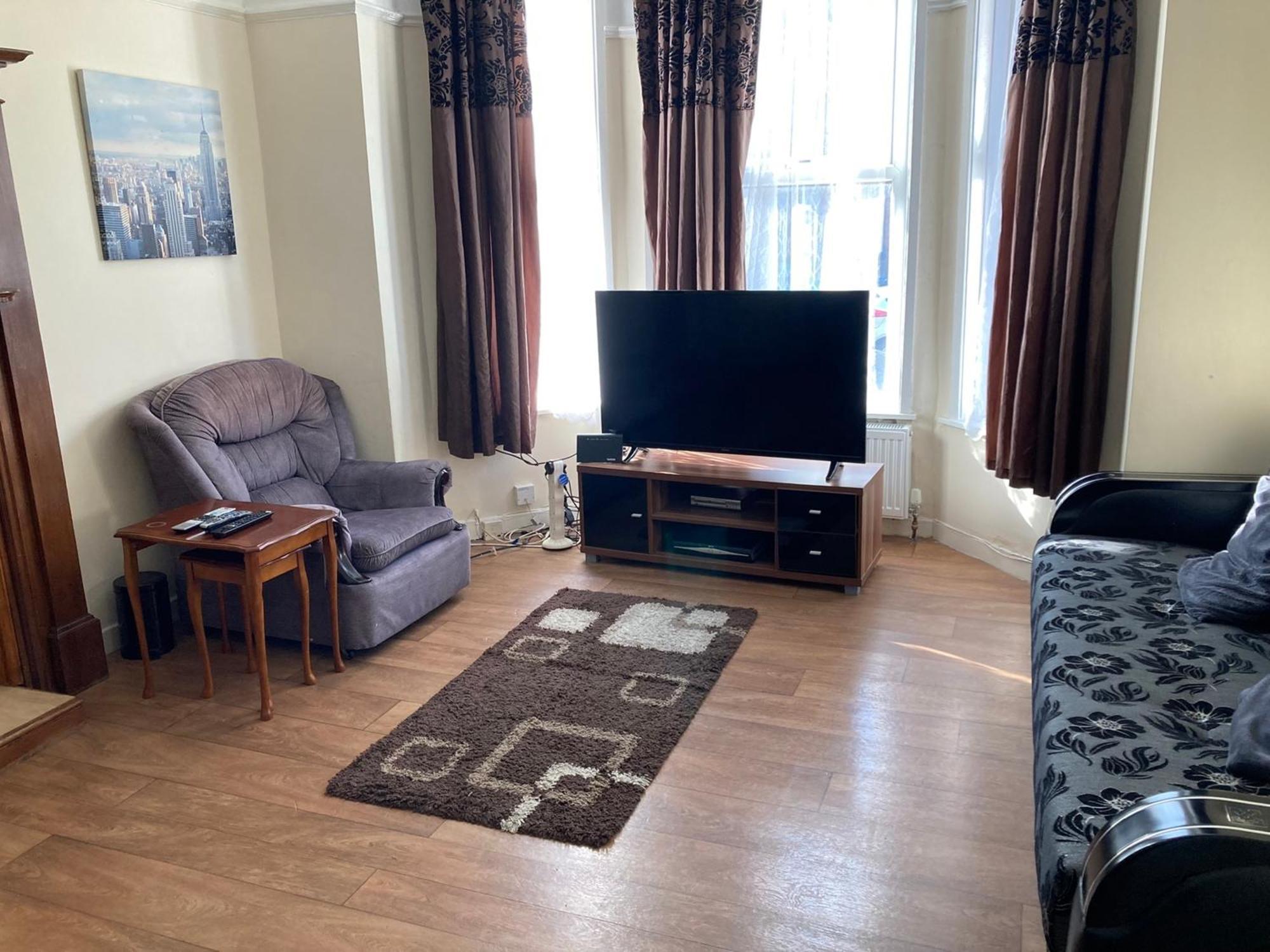 Homestay Short Term Shared R&r In Chorlton Manchester