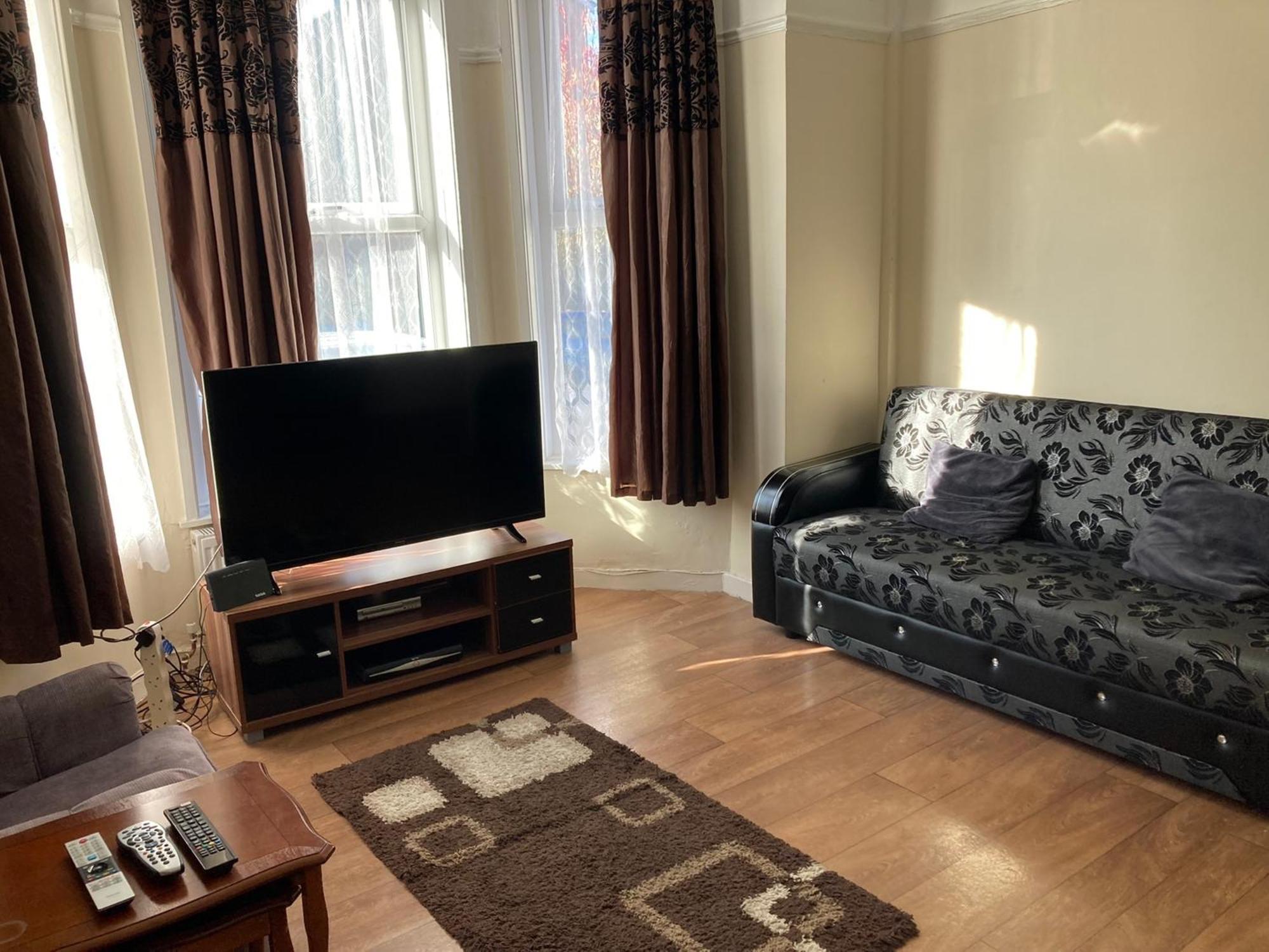 Short Term Shared R&r In Chorlton Homestay Manchester