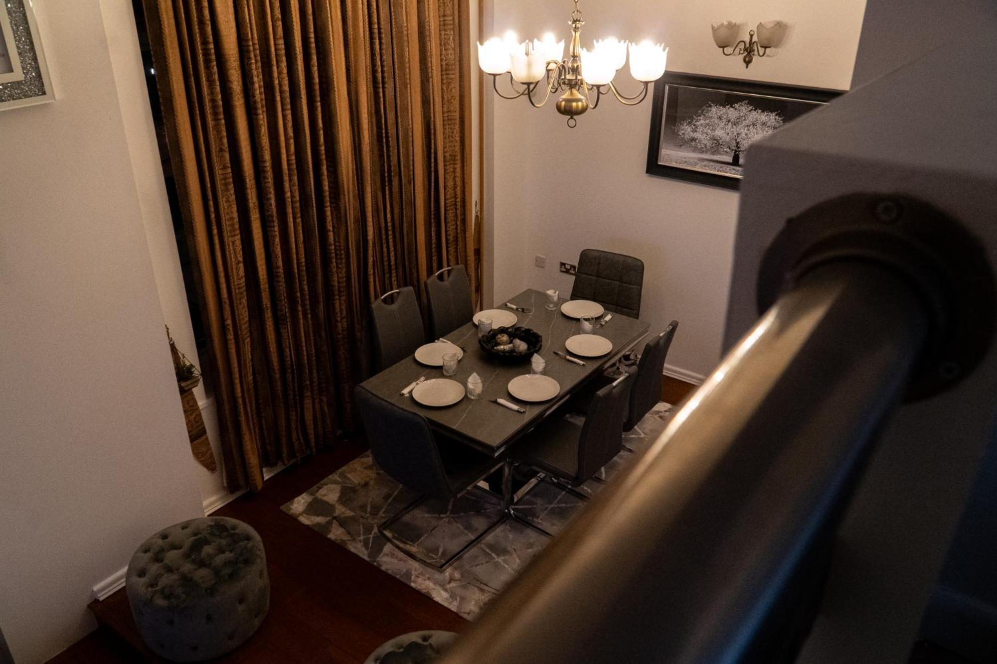 Designer Apartment *