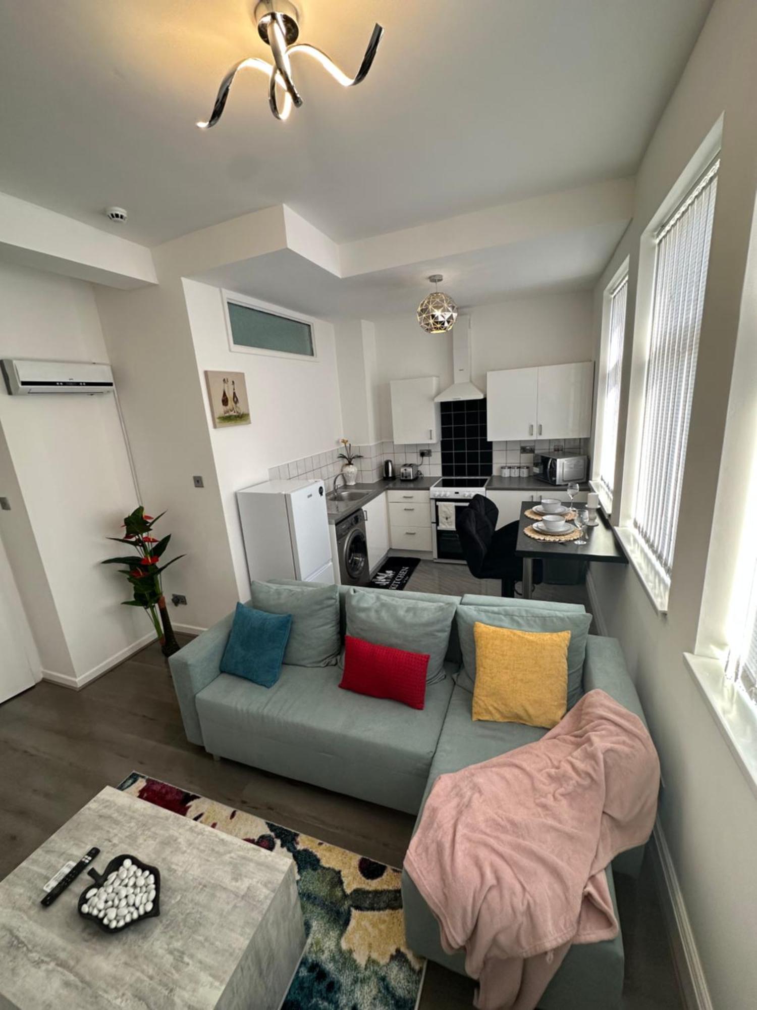 Apartment Lovely 2 Bedroom In Close To Centre And Stadium #1 Manchester
