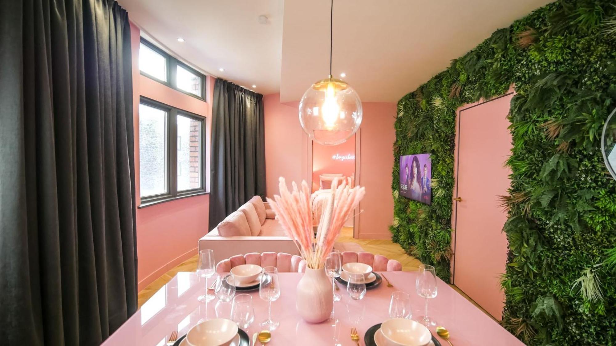 Boujee By The Heim Residences Apartment
