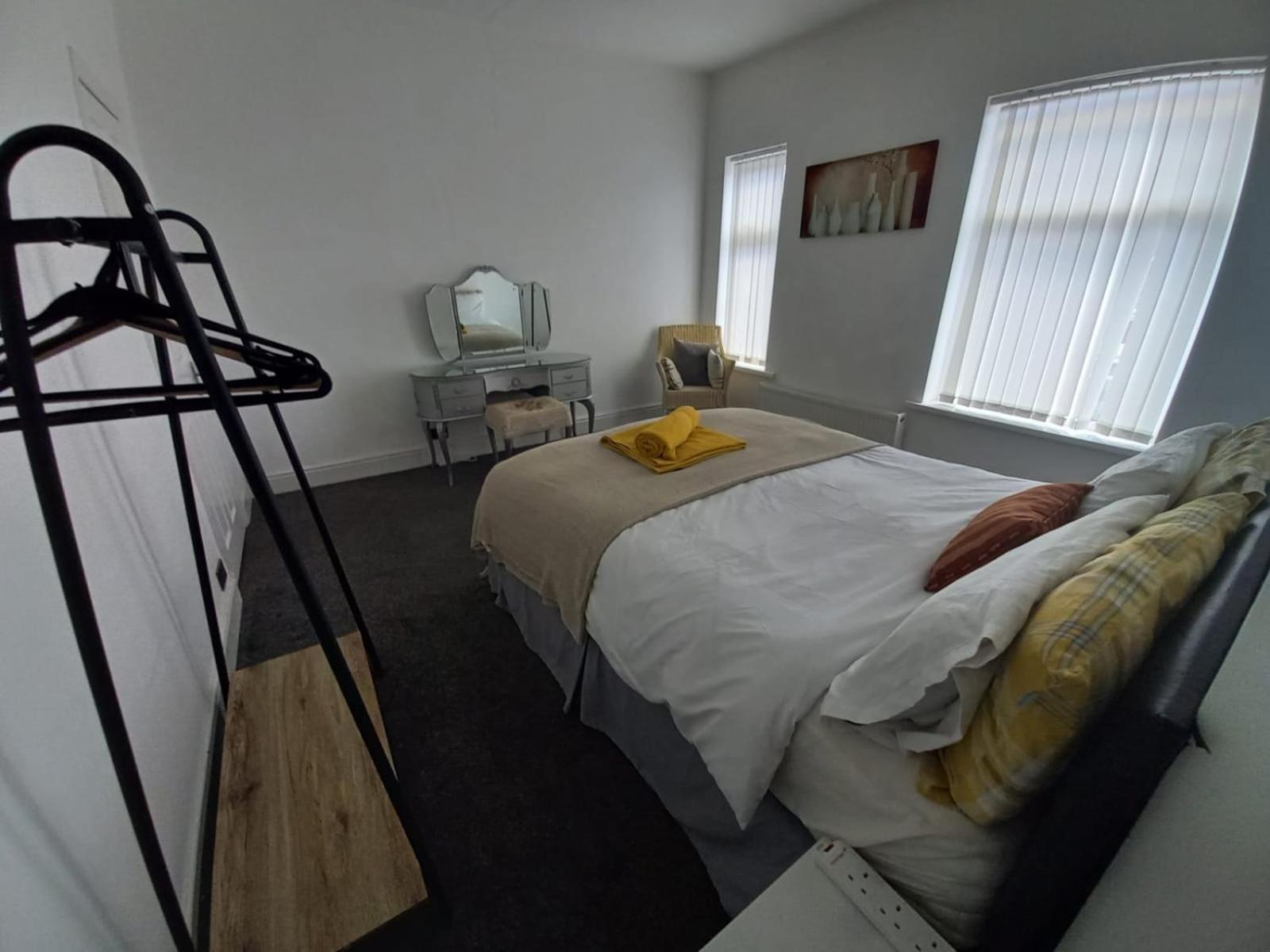 Holiday home Gorgeous Stylish Cheri Victorian House In Manchester
