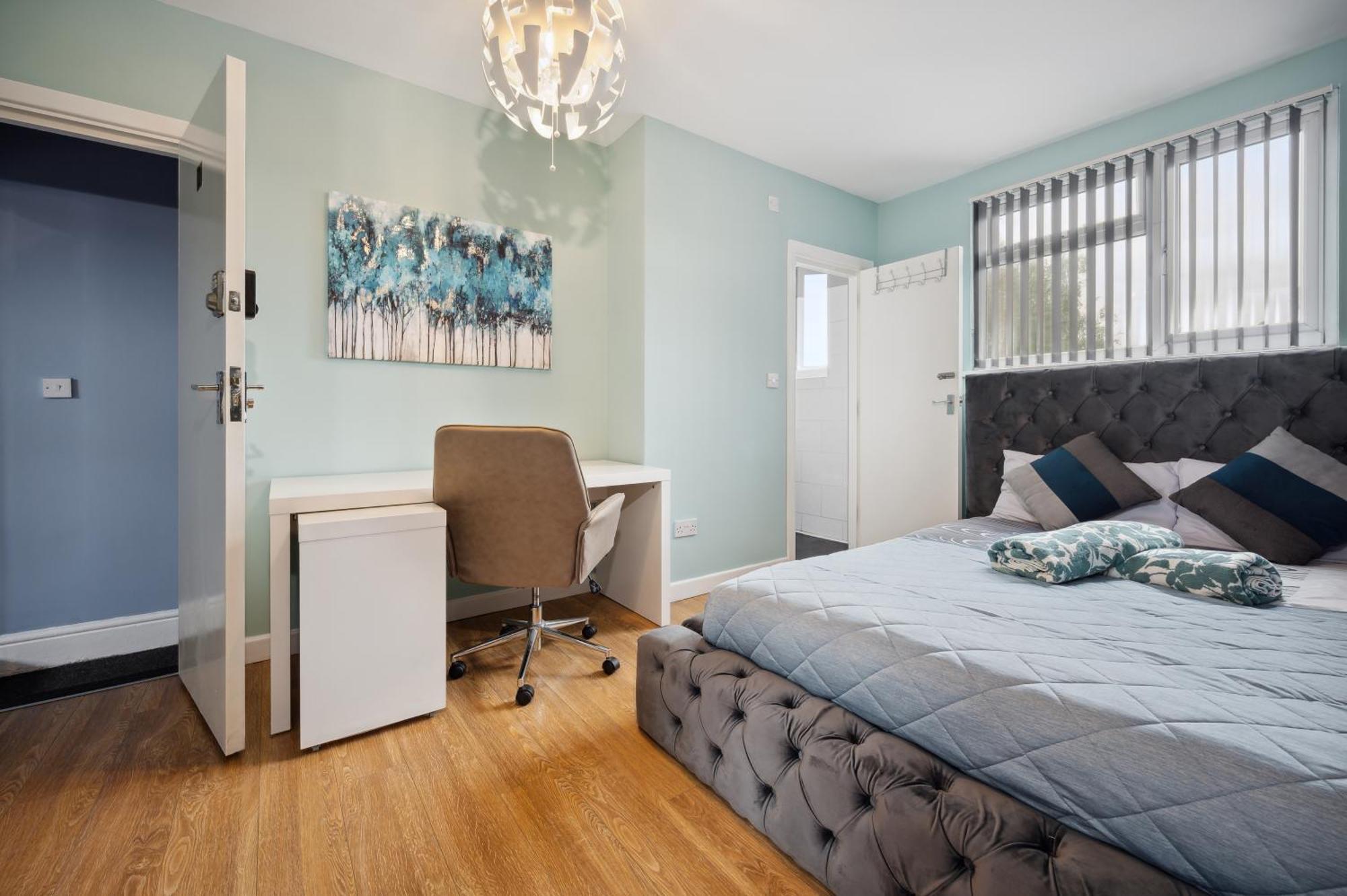 Mega Flat Near Arndale City Centre Apartment *