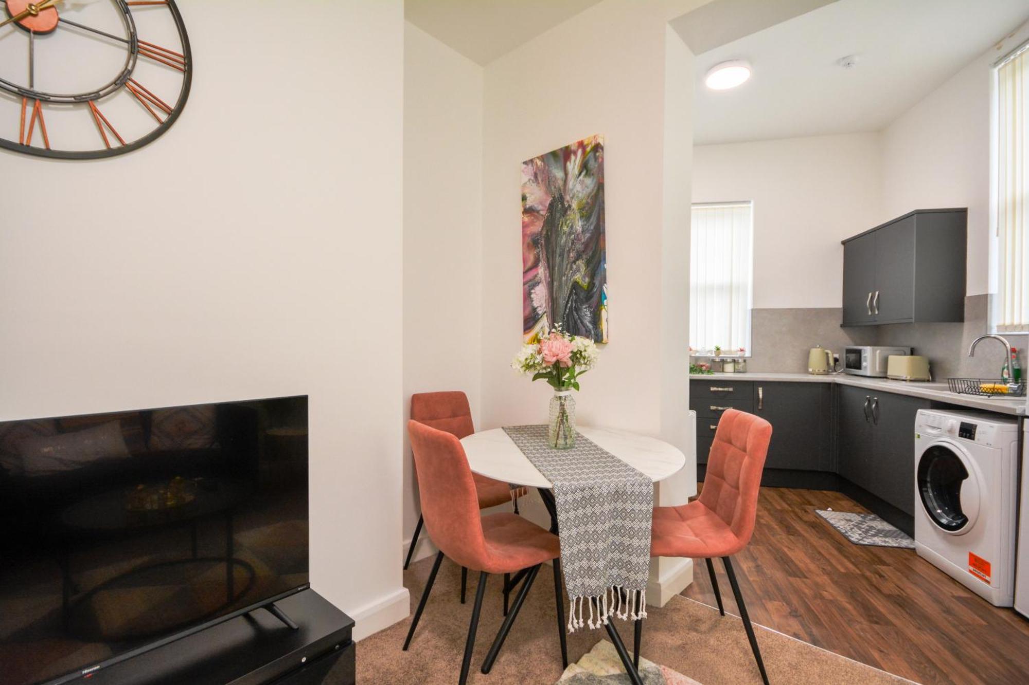 Apartment Stylish With Free Parking