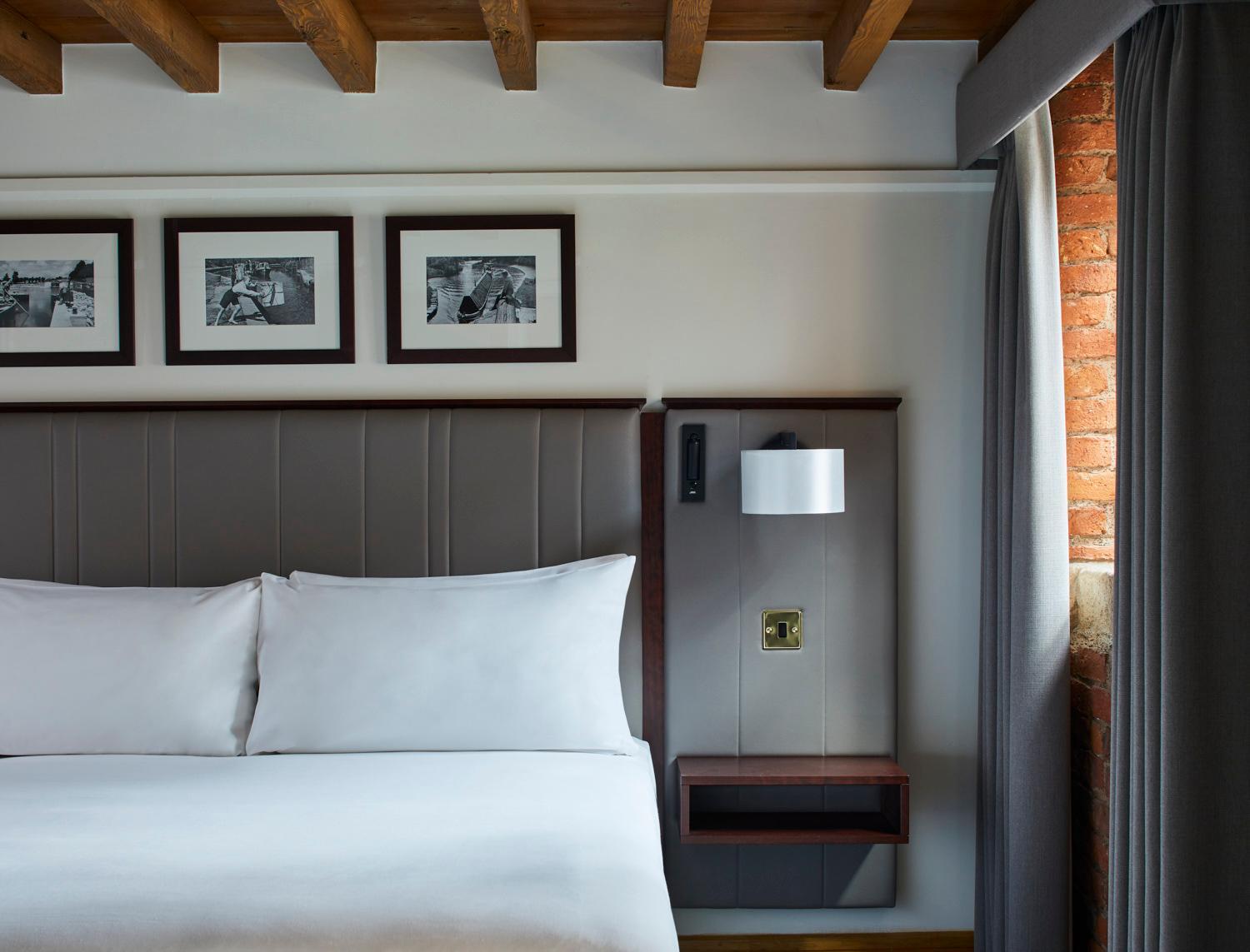 Marriott Victoria & Manchester