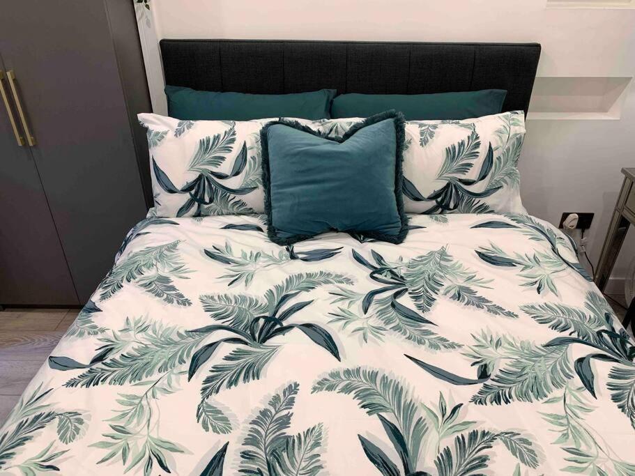 Salford Studio: Center & Concert Hub Apartment *