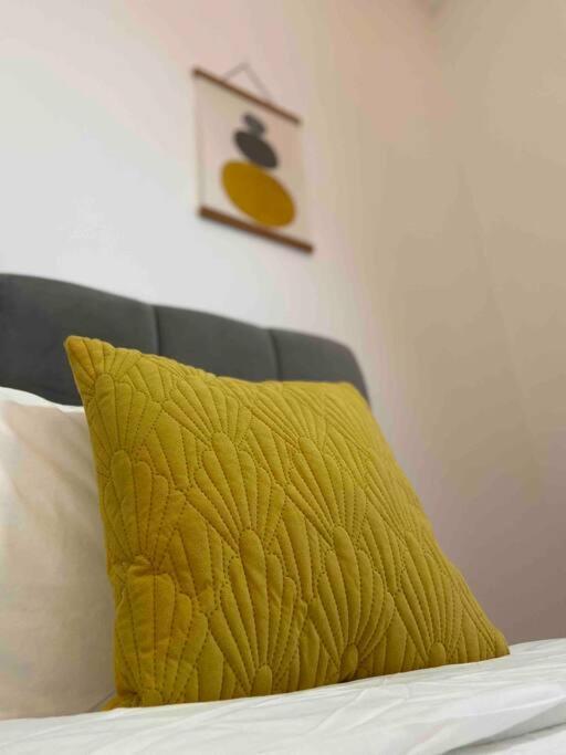 Free Parking - Near Etihad, Coop Live - Comfy 3-bed House In * Manchester